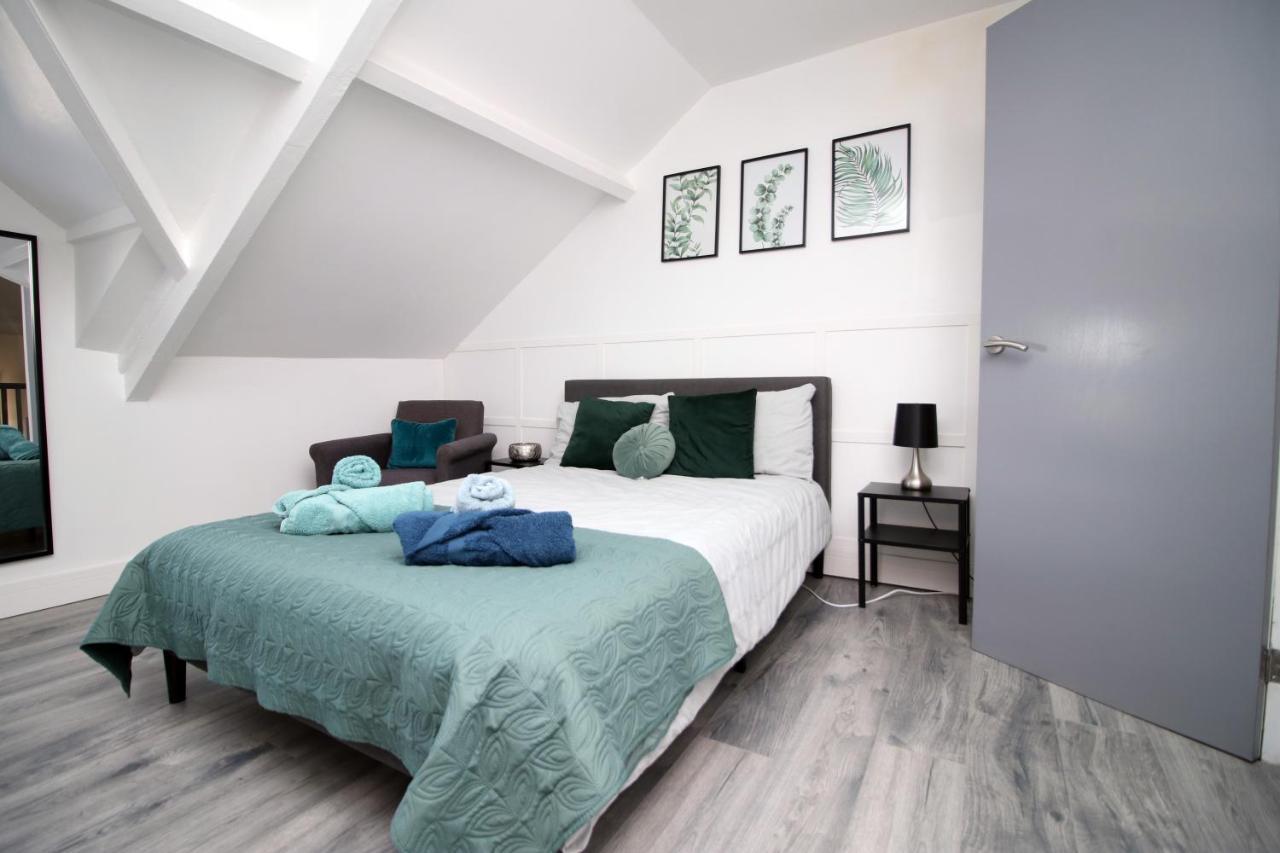 Executive Style 2 Bed Flat In Bridgend F2 Apartment ภายนอก รูปภาพ